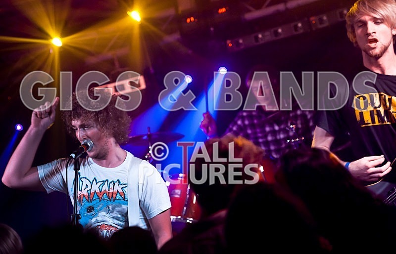 Breaking the Silence-183 - BREAKING THE SILENCE