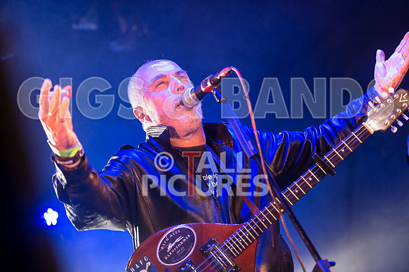 Attila the Stock Broker-17 - ATTILA THE STOKEBROKER'S BARNSTORMERS