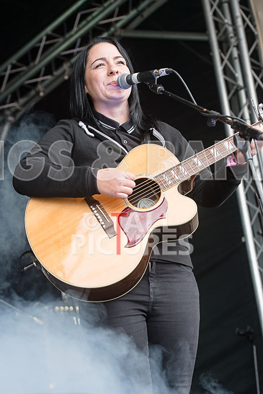 Lucy Spraggan-5 - LUCY SPRAGGAN