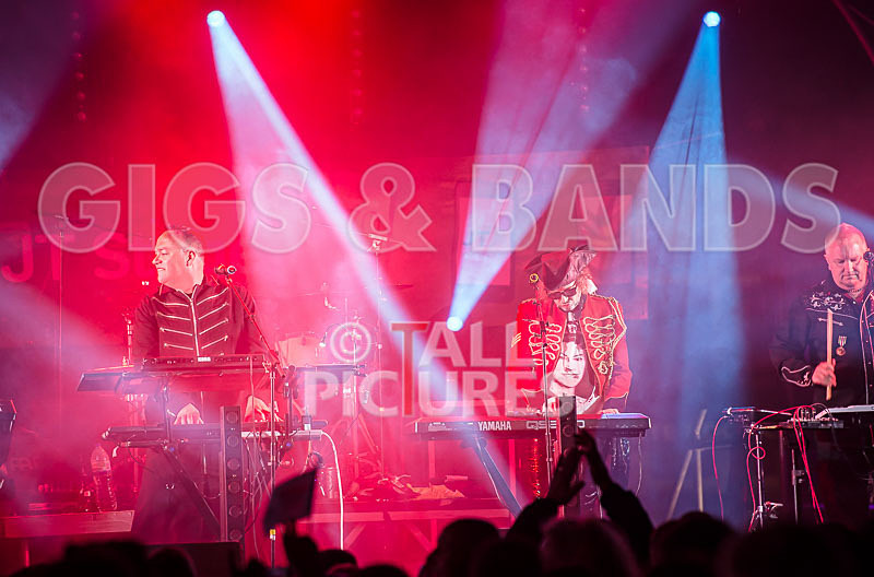 Fade to Grey-164 - FADE TO GREY