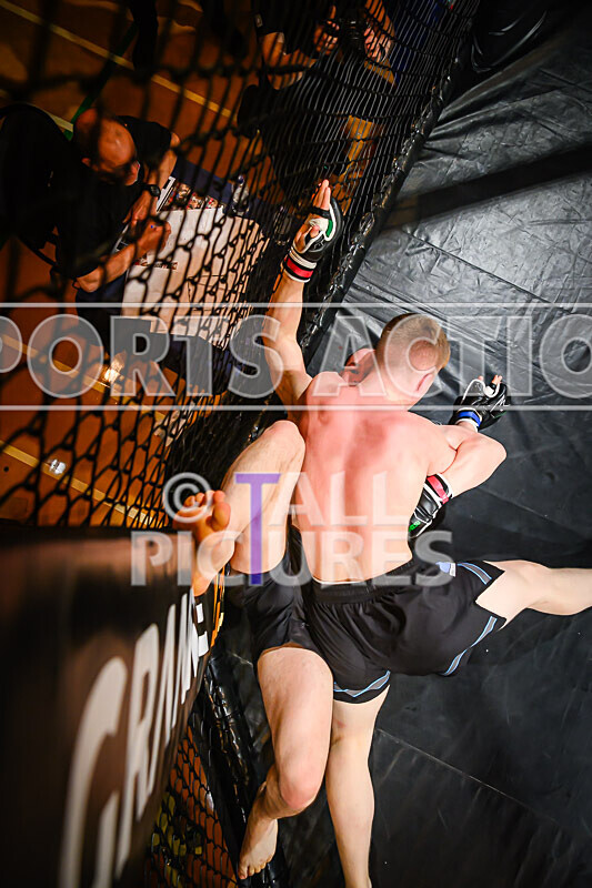 BOUT- 12 - Lucas Smith v Lewis Bourgaize-28 - BOUT 12 - Lucas Smith v Lewis Bourgaize