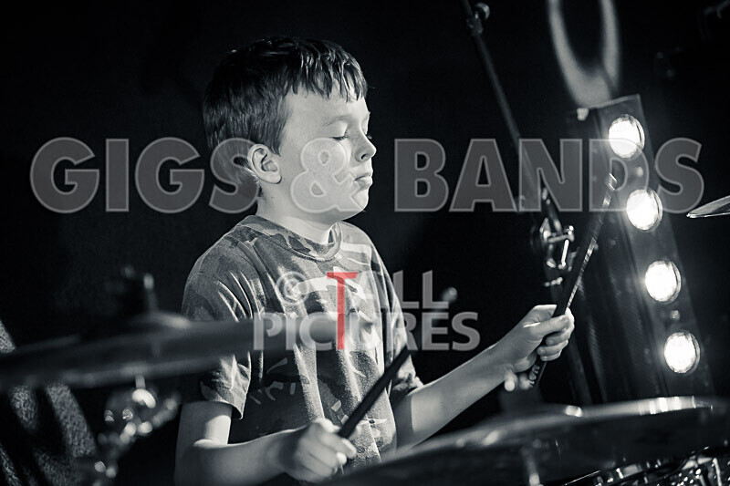 The Foxxy Ladies-20 - THE FOXXY LADIES