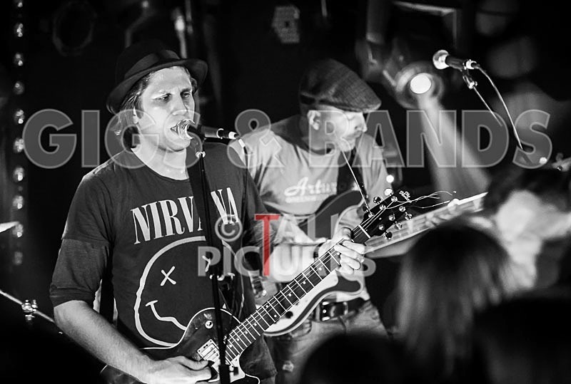 Jonny Lives-17 - JONNY LIVES!