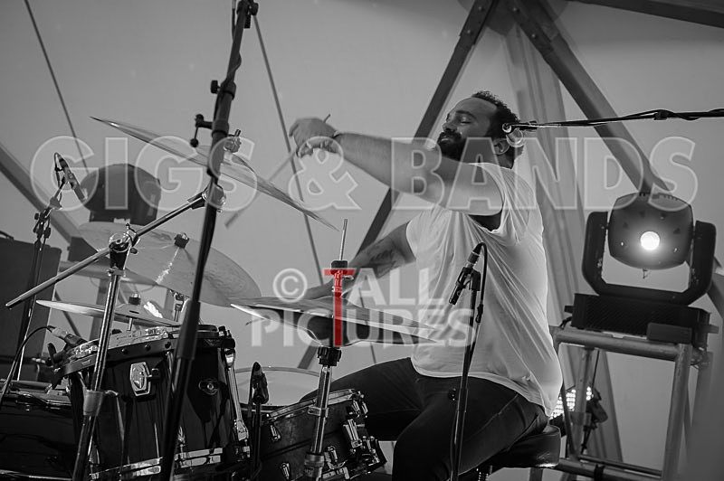 The Graveltones-6 - THE GRAVELTONES