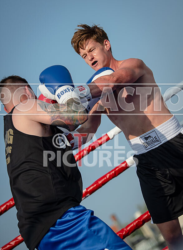 BOUT 7 - Brandon -Bravehart- Ashplant v Martin -the not so Ranging Bul - BOUT 7 - Brandon 'Bravehart' Ashplant v Martin 'the not so Ranging Bull' Le Prevost