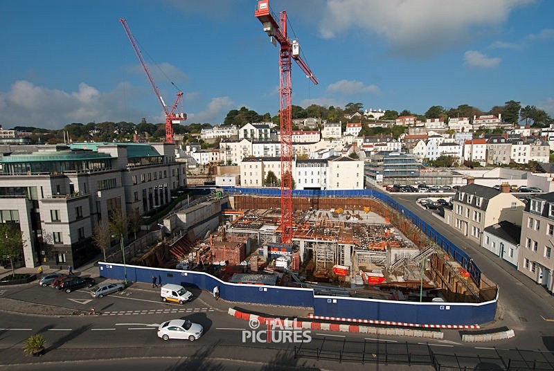 Royal Gardens-1 - ROYAL GARDENS