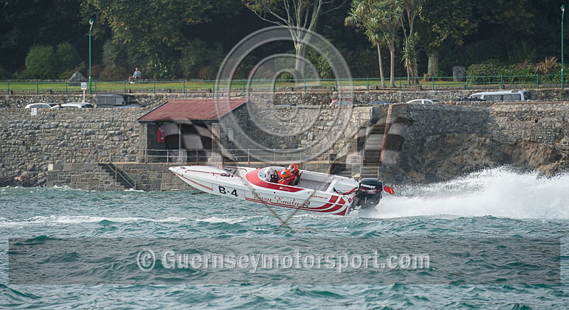 Worlds Powerboats_2014_Race-2-190 - UIM CLASS 3A & 3B WORLD OFFSHORE CHAMPIONSHIP_RACE-2