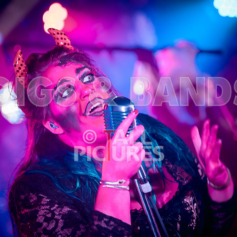 Static Alice-645 - STATIC ALICE