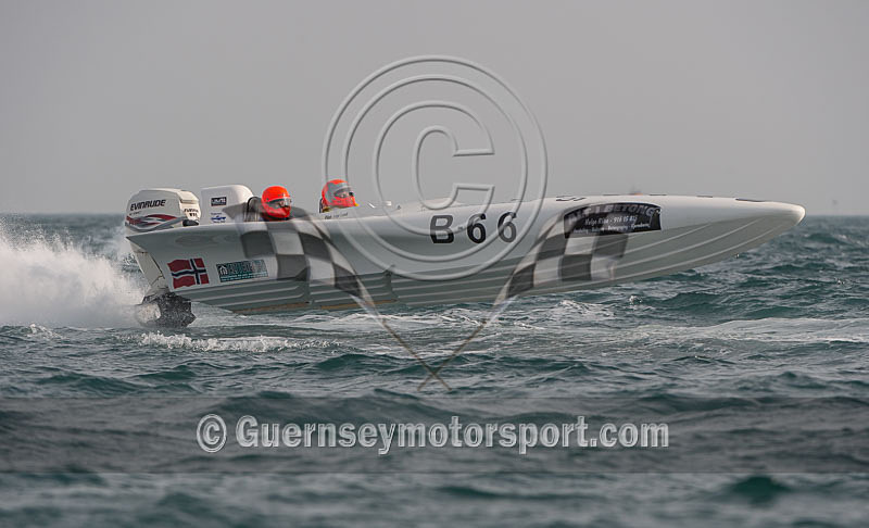 Powerboats_Race-3-142 - UIM CLASS 3A & 3B WORLD OFFSHORE CHAMPIONSHIP_RACE-3