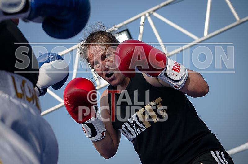 BOUT 5 - Emma -the Mentalist- Martin v Katie -the Lioness- Le Tissier- - BOUT 5 - Emma 'the Mentalist' Martin v Katie 'the Lioness' Le Tissier