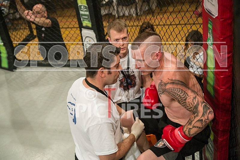 Lock-in Guernsey_2013_Bout-3-25 - BOUT-3