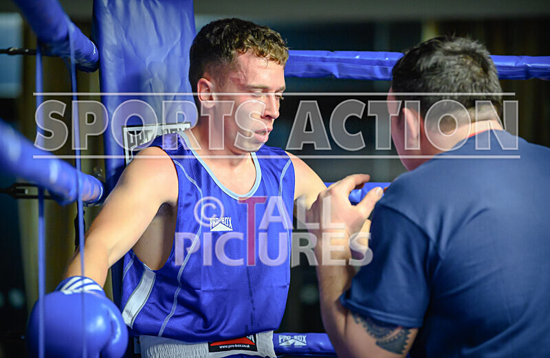 BOUT 4- Jay Wilson v Tommy Hudson-26 - BOUT 4 - Jay Wilson v Tommy Hudson