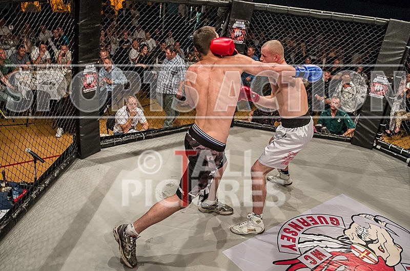 Cage Fighting_2012_Bout 4-23 - BOUT-4