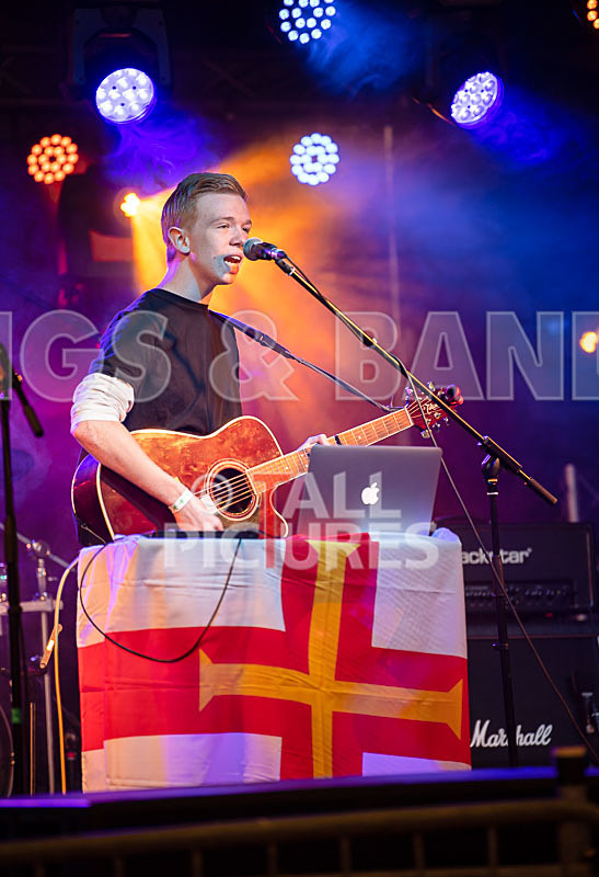 Zak Trimmer-21 - ZAK TRIMMER