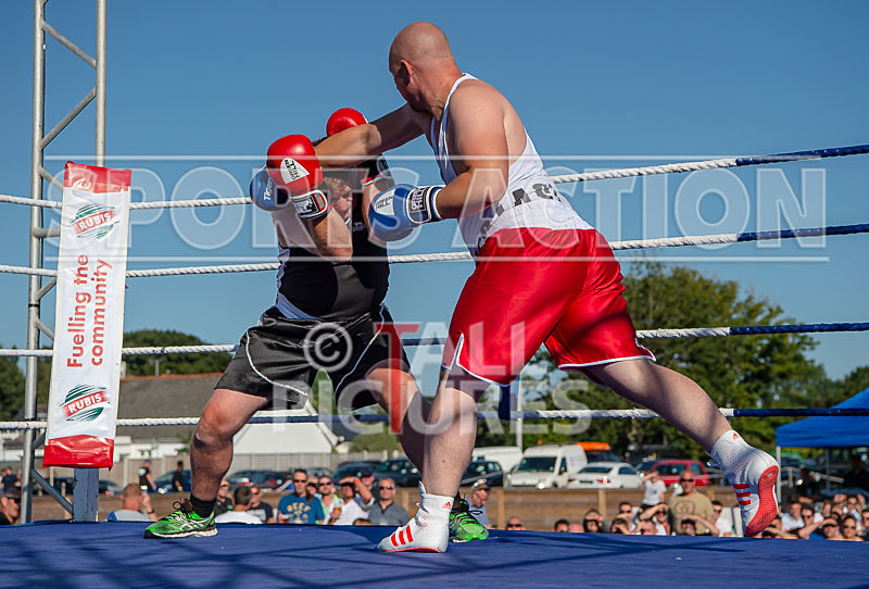 BOUT-1- Matthew The Scooby Alderton v Ian Blind Date Champion-13 - BOUT-1 Matthew 'The Scooby' Alderton v Ian 'Blind Date' Champion