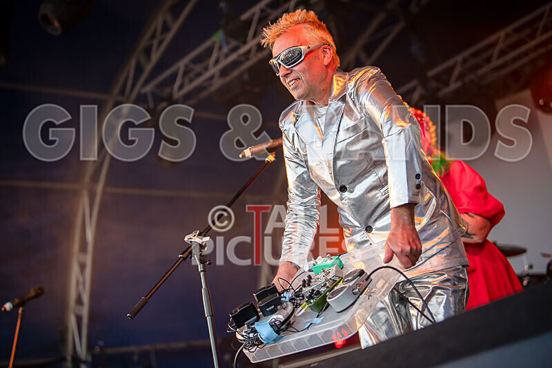 The Sacred Hearts-118 - THE SACRED HEARTS