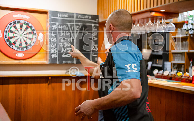 DARTS_Misfits v Bulls Up-3 - HERALD DARTS LEAGUE_MISFITS v BULLS UP