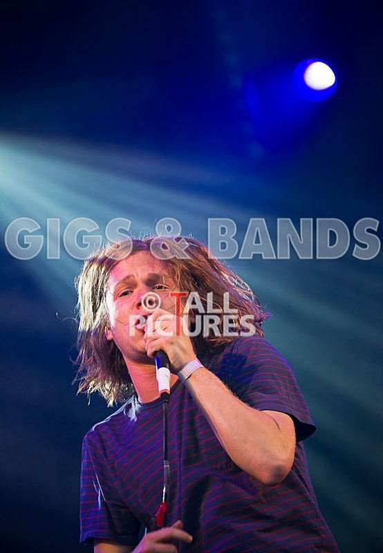 Cage the Elephant-33 - CAGE THE ELEPHANT