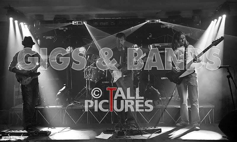 Tantale-33 - TANTALE