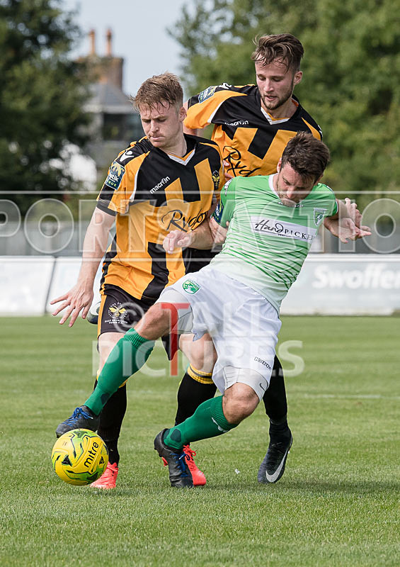GFC v East Grinstead Town-46 - GUERNSEY FC v EAST GRINSTEAD TOWN