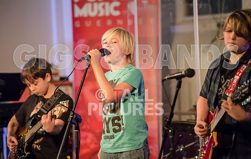 SoPM_Christmas Gig-74 - SCHOOL OF POPULAR MUSIC CHRISTMAS GIG 2014