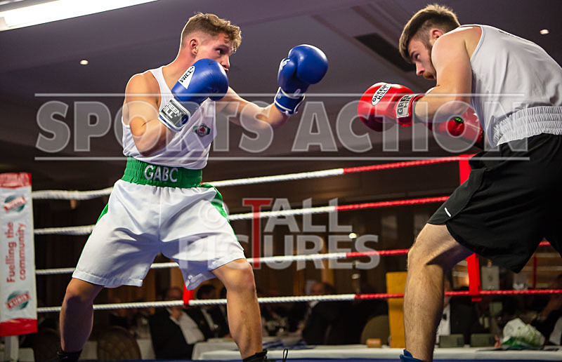 Sparring Bout-4_Chris Sumner v Niall Adams-13 - Sparring Bout-4_Chris Sumner v Niall Adams