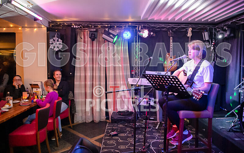 SoPM Christmas Gig_2019_SOLO-54 - SoPM CHRISTMAS GIG 2019_SOLO ACTS