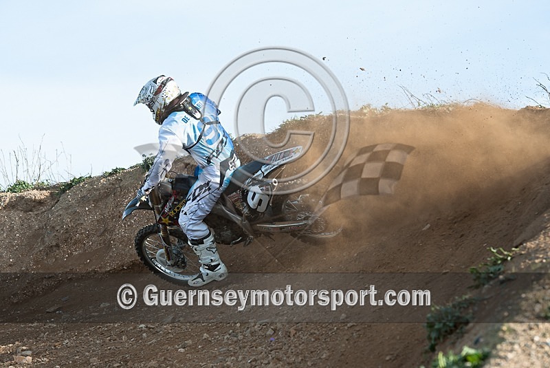 Moto-X_26-11-11-201 - MOTO-X_26-11-2011