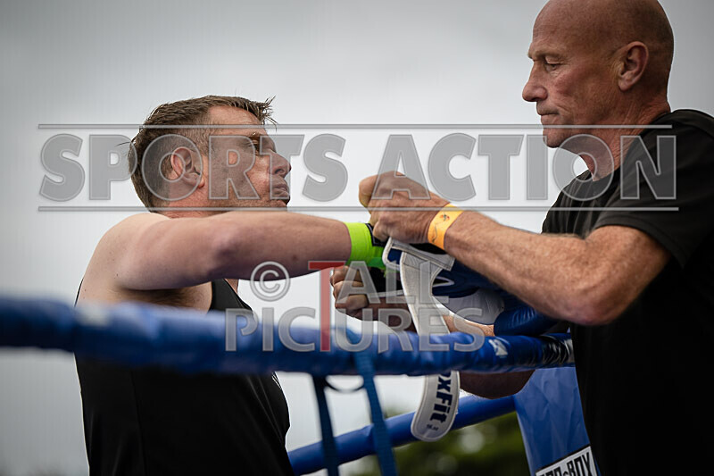 BOUT 12- Tyler the Lion Quintels v Phil Knock Knock Kiddy-3 - BOUT 12- Tyler 'the Lion' Quintels v Phil 'Knock Knock' Kiddy