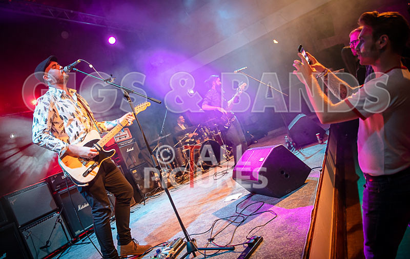 The Robert J Hunter Band-280 - THE ROBERT J HUNTER BAND