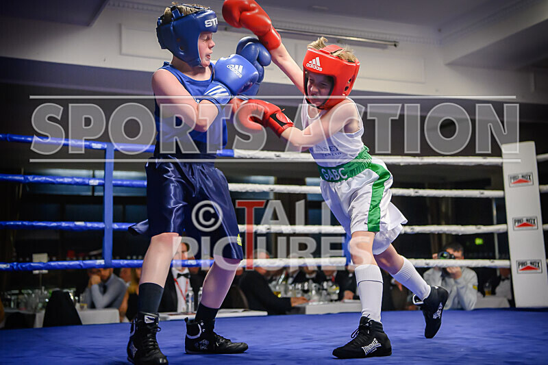 BOUT- 1 - Liam Duff v Jude Hudson-42 - BOUT: 1 - Liam Duff v Jude Hudson