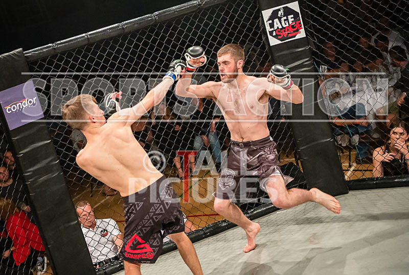 BOUT-9- James Jeune v Adam Walford-38 - BOUT-9 James Jeune v Adam Walford