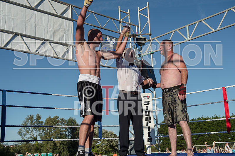 Open Air Boxing_2015_Bout-4-34 - BOUT-4