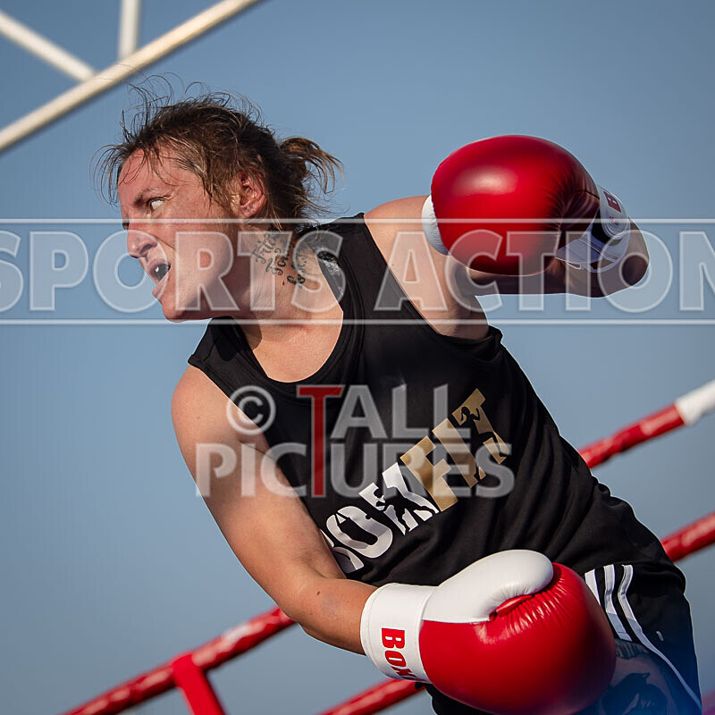 BOUT 5 - Emma -the Mentalist- Martin v Katie -the Lioness- Le Tissier- - BOUT 5 - Emma 'the Mentalist' Martin v Katie 'the Lioness' Le Tissier