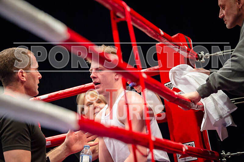 Bout 16_Mason Smale v Liam Fox-29 - Bout 16_Mason Smale v Liam Fox