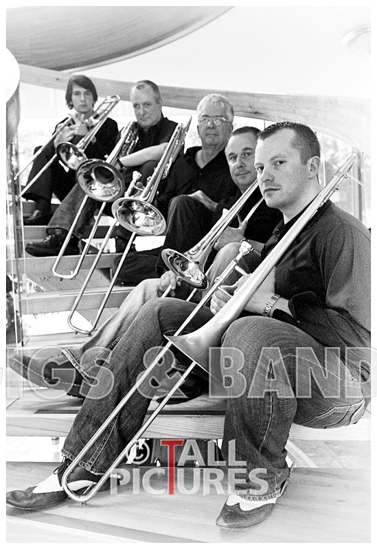 Boneheads-16 - THE BONEHEADS