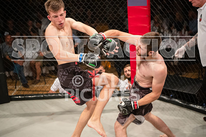 BOUT-9- James Jeune v Adam Walford-36 - BOUT-9 James Jeune v Adam Walford