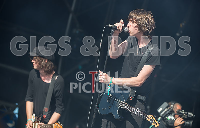 Catfish and the Bottlemen-32 - CATFISH AND THE BOTTLEMEN