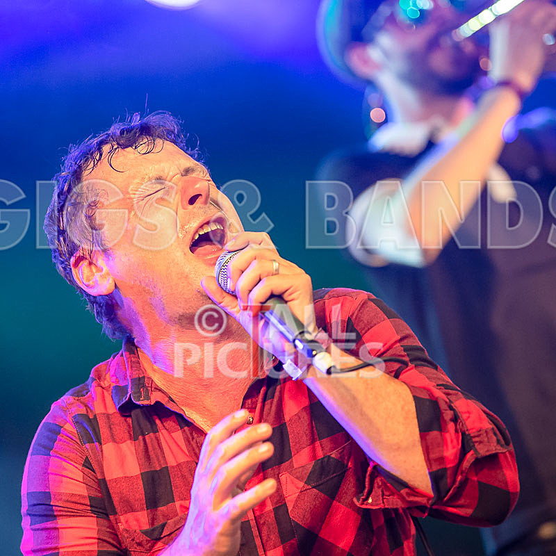 Pirates-10 - PIRATES