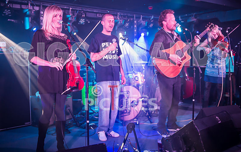 Buffalo Huddleston-41 - BUFFALO HUDDLESTON