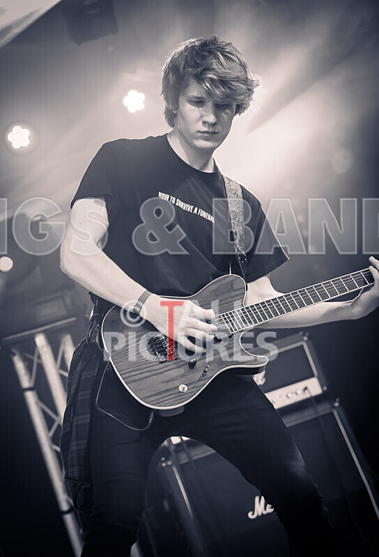 Apothis-28 - APOTHIS