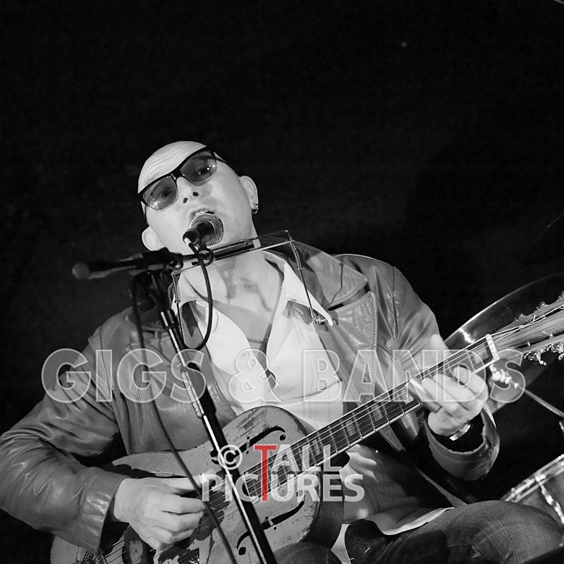 Eddie Martin-10 - EDDIE MARTIN