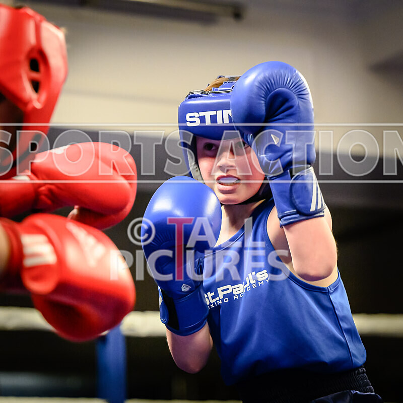 BOUT- 1 - Liam Duff v Jude Hudson-33 - BOUT: 1 - Liam Duff v Jude Hudson