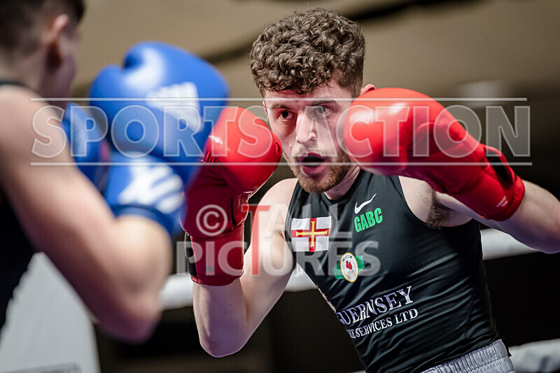 BOUT 9 - Tom Teers v Louis Merryweather-3 - BOUT 9 - Tom Teers v Louis Merryweather