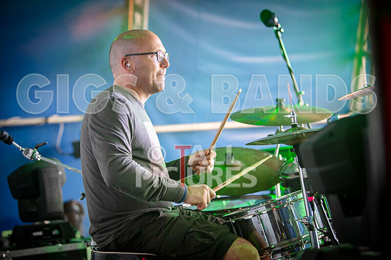 The Sacred Hearts-107 - THE SACRED HEARTS