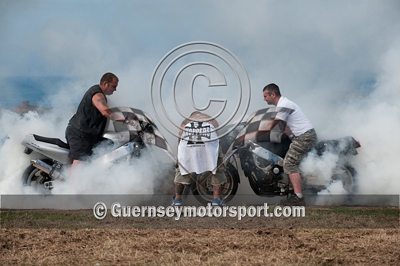 Hogwash_09-56 - HOGWASH 2009 - SCENE