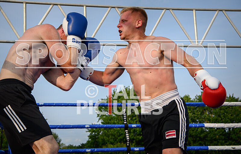 BOUT 8 - Mark Butterwork v Marvelous Modris Kononovs-6 - BOUT 8 - Mark Butterwork v 'Marvelous' Modris Kononovs
