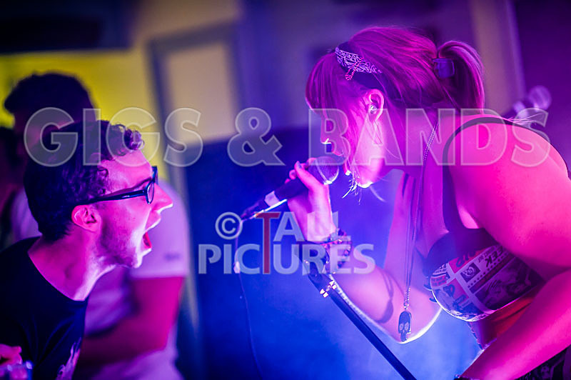 Static Alice-130 - STATIC ALICE