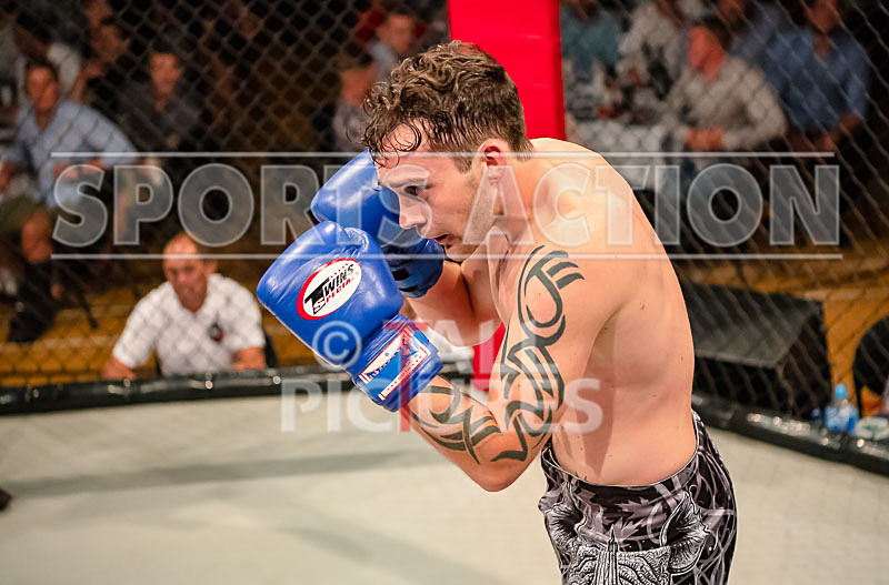 BOUT-1- Chris Wherry v Lewis Bentley-13 - BOUT-1: Chris Wherry v Lewis Bentley