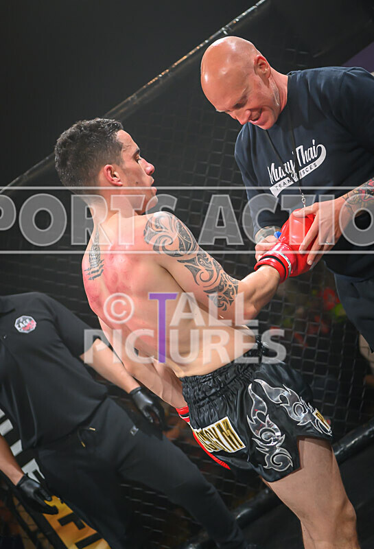 BOUT- 14 - Josh Ozanne v Pedro Fernandez-79 - BOUT 14 - Josh Ozanne v Pedro Fernandez